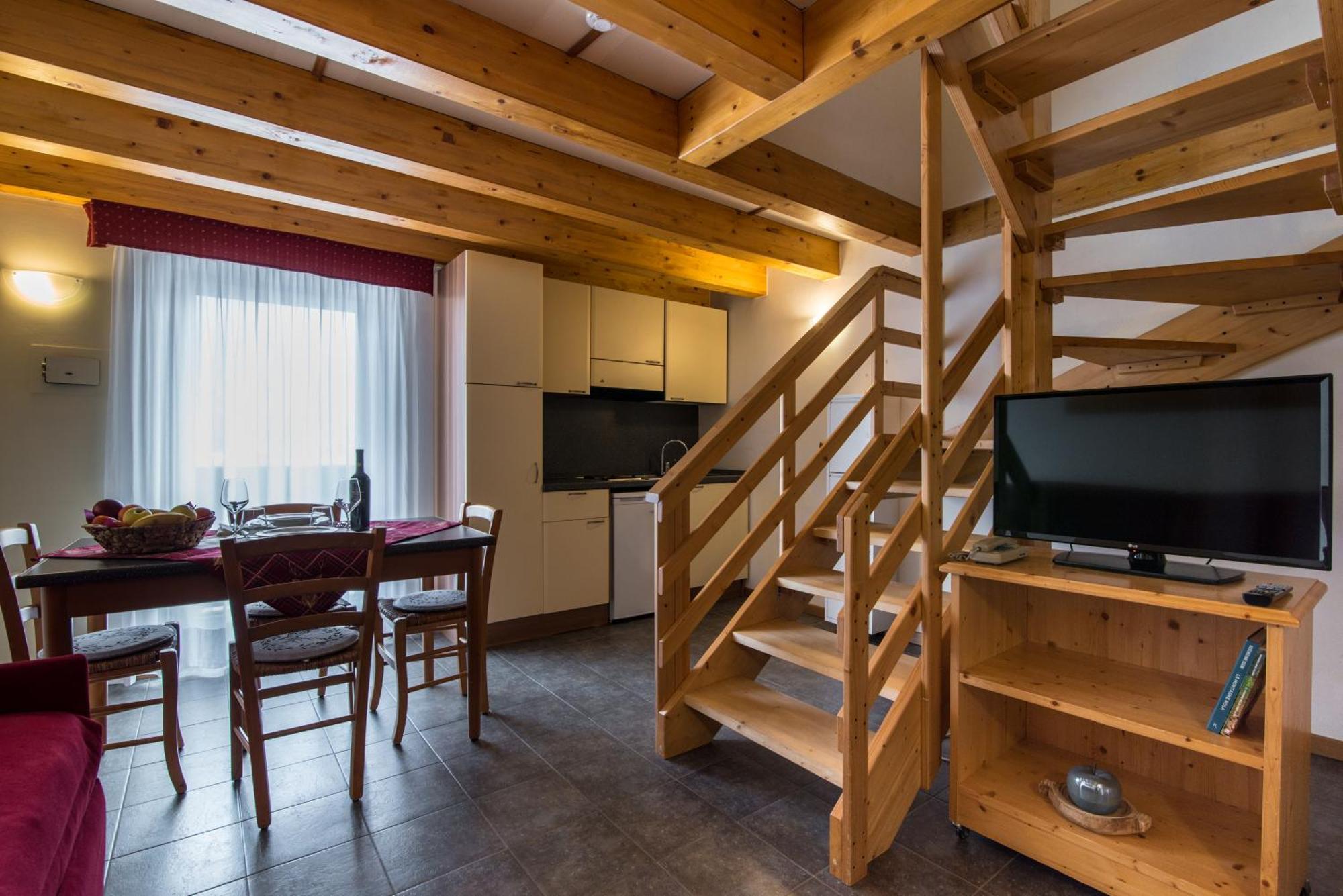 Hotel Colfosco ซานมาร์ตีโนดีกัสตรอสซา ห้อง รูปภาพ